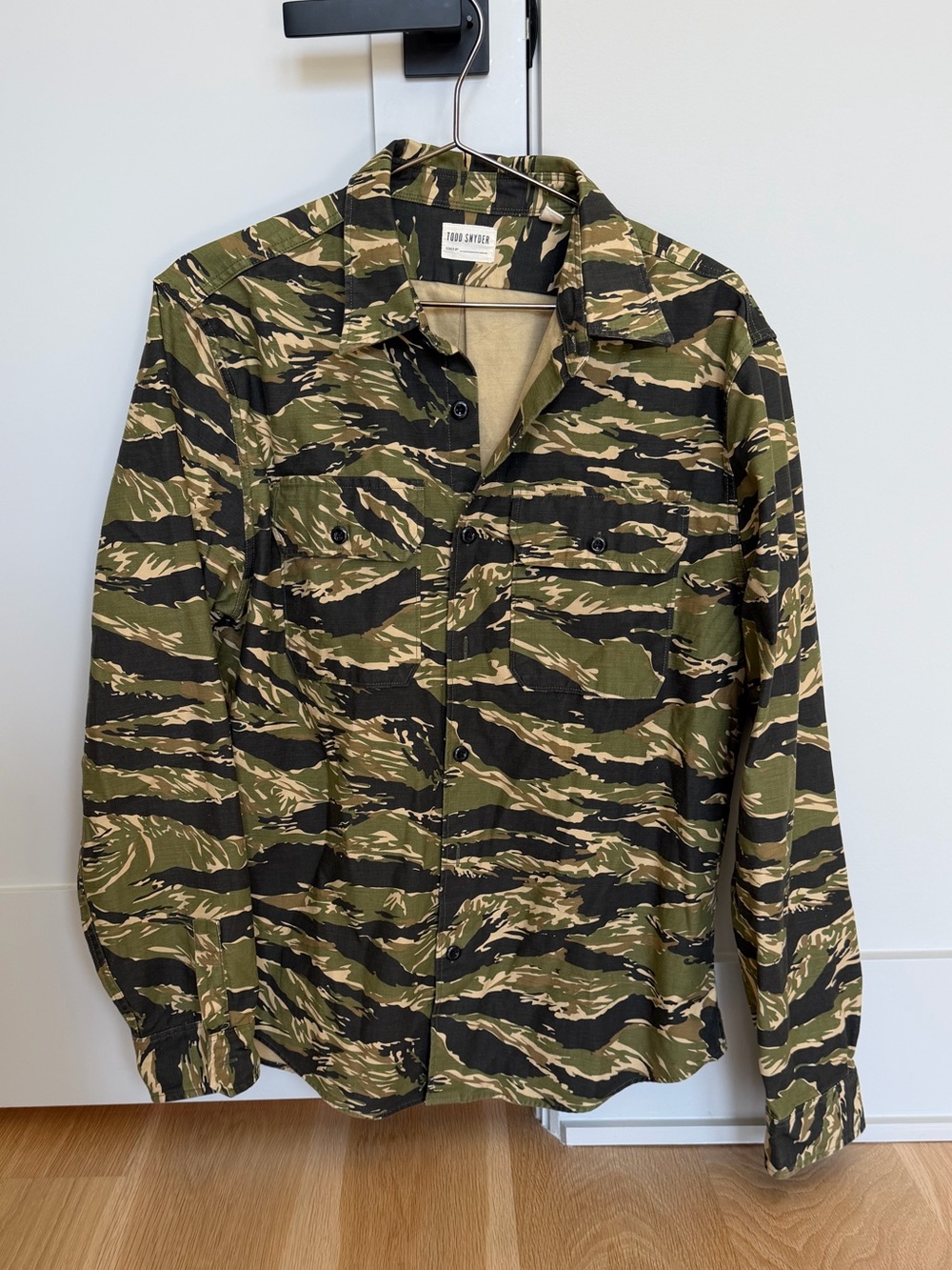 Men's Todd Snyder Tiger Stripe Field Jacket - Green Camo